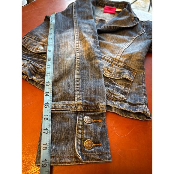 Custom App State Mountaineers Cropped Denim Jacket Vintage Style XS 🤍🖤💛 - Picture 6 of 9